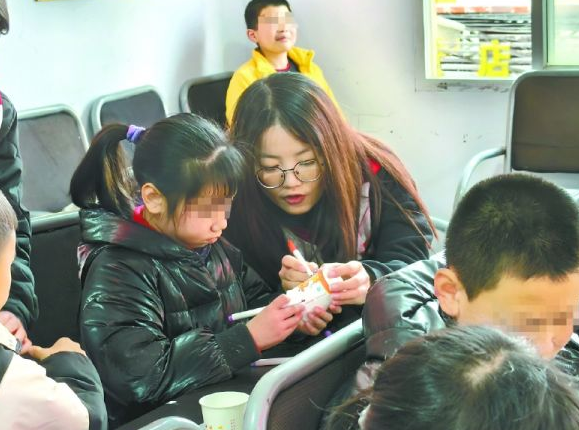 周末托管营 快乐伴成长